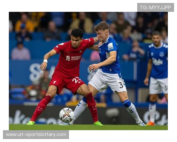 球员转会市场暗流涌动,夏窗抢人大战提前预热 球员转会市场暗流涌动,夏窗抢人大战提前预热